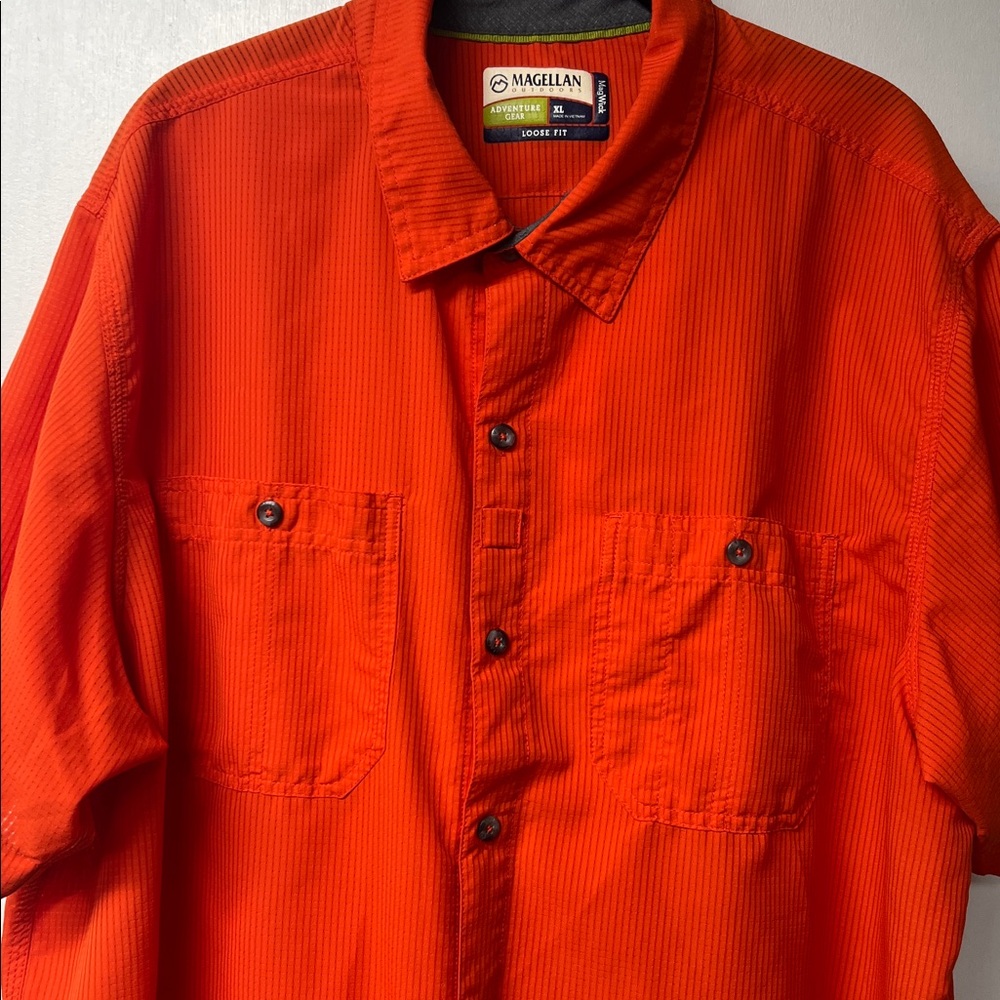 Magellan Brand Loose Fit wicking short sleeve outdoor shirt. - Picture 3 of 6
